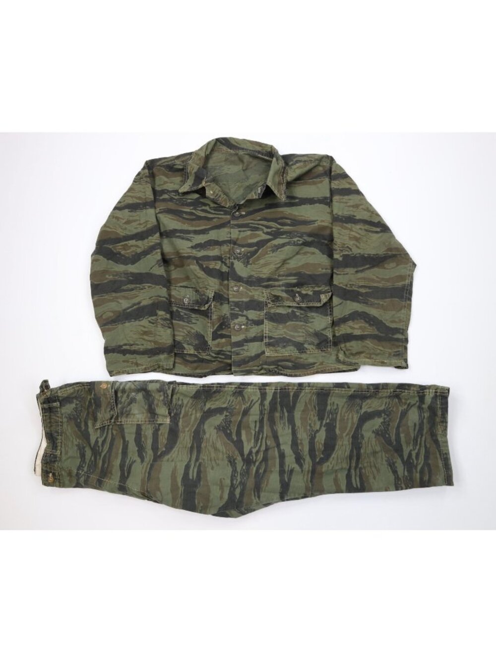 Vtg 70s Mens XL 36x28 2 Piece Ripstop Tiger Stripe Camouflage Hunting Suit USA